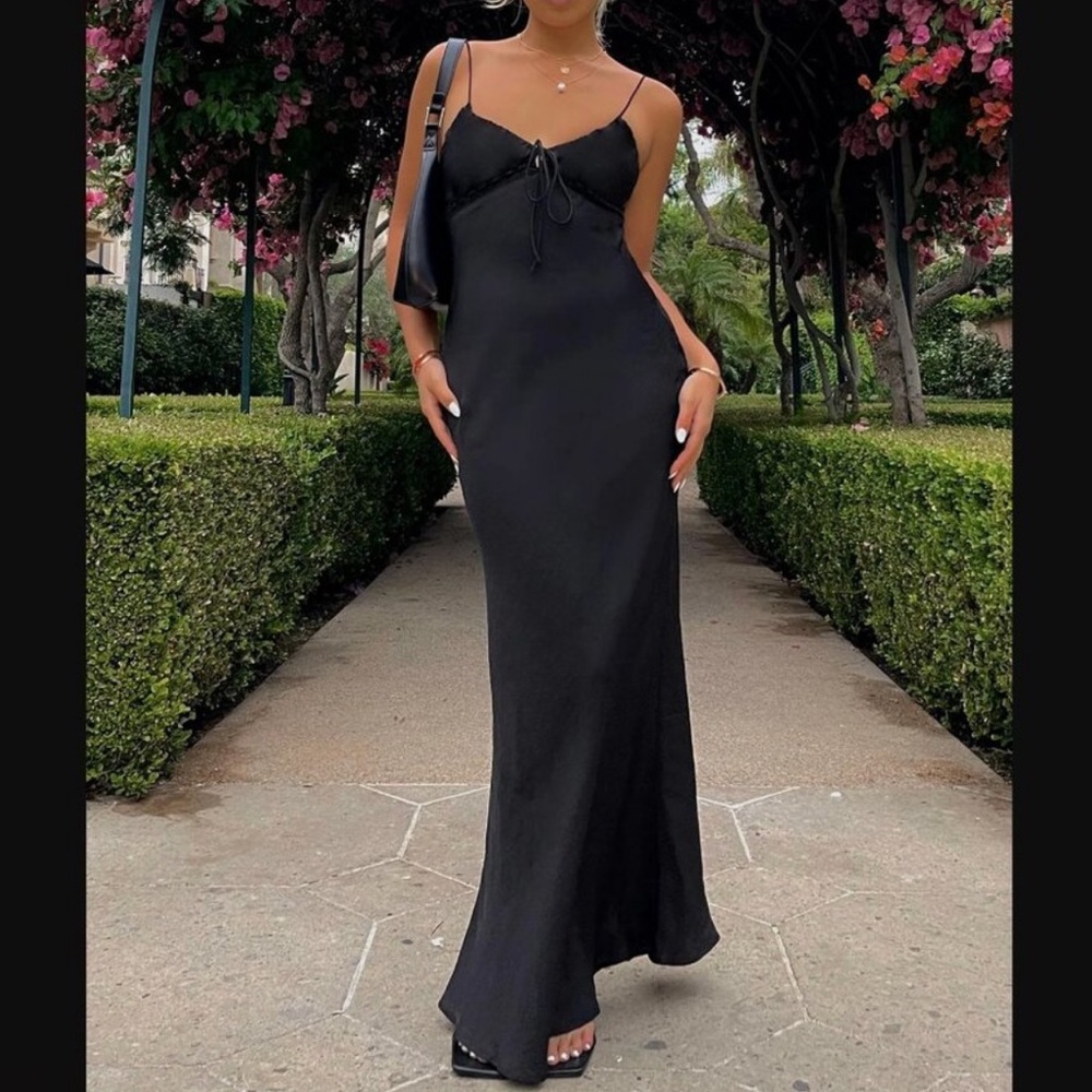 Princess Polly Emily dress Black Maxi Dress size 10 new with tags silky satin